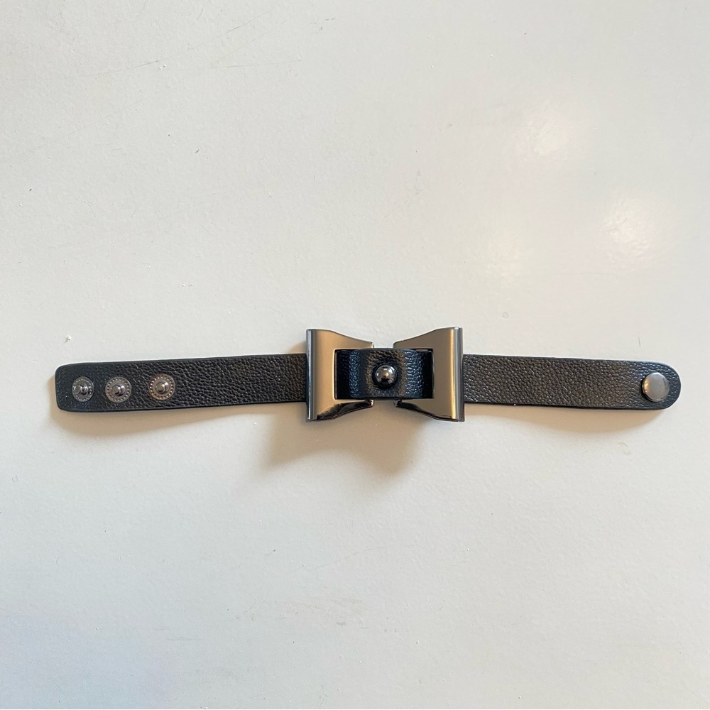 Cara black Leather Bracelet silver tone adjustable